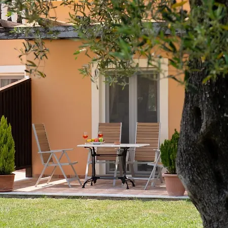 Ballas Paradise Apartmán