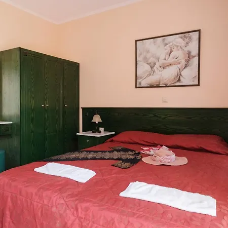 Appartement Ballas Paradise